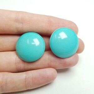 Vintage Robbins Egg Blue Round Dome Clip on Earrings, Minimal Classic Color